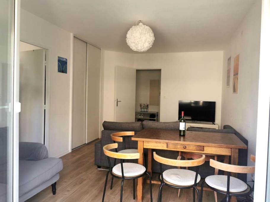 Nansouty-Saint-Genes Apartment | Charmant 2 pièces, 8 min de Bordeaux en tram