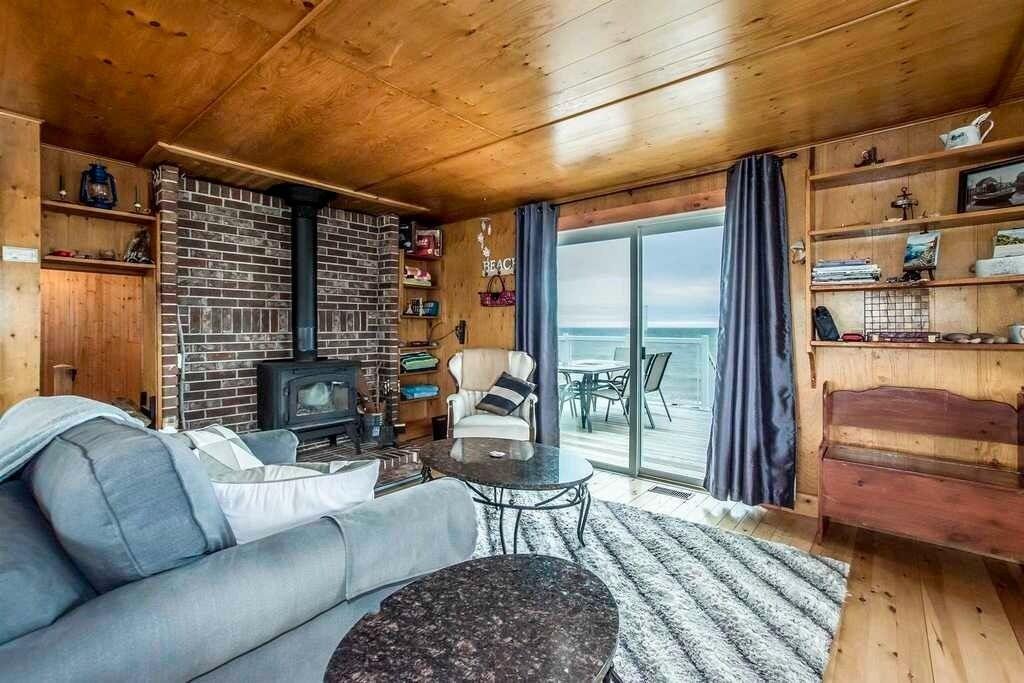 Scots Bay Cottage | Private beachfront cottage