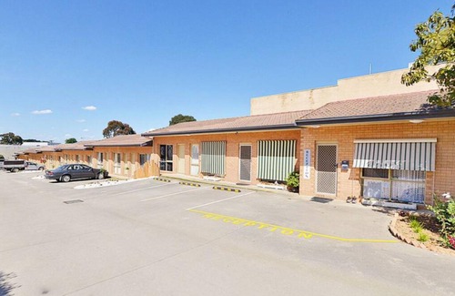 Cranbourne Hotel | 50 m² Motel ∙ 4 guests