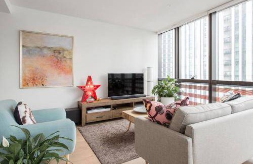 Docklands Apartment | 74 m² Apartment ∙ 2 bedrooms ∙ 4 guests