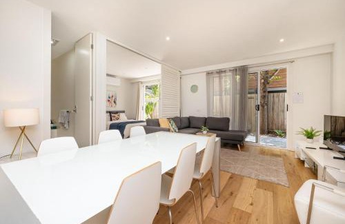 Carnegie House | Convenience and Comfort in Carnegie