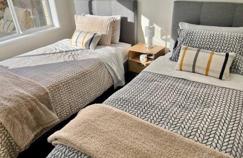 Glen Iris Apartment | Large two bedroom apartment in Glen Iris