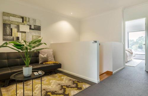 Flemington House | VAQUAY Contempo In Flemington