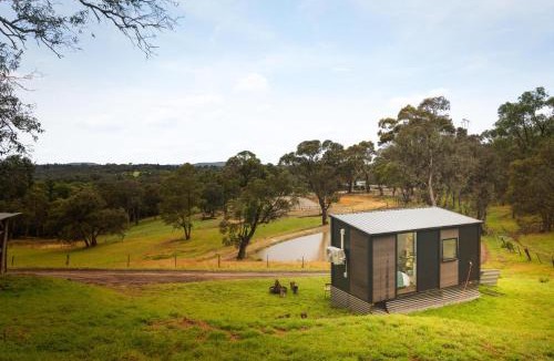Kangaroo Ground House | Acre Away by Tiny Away