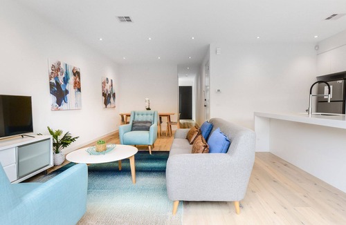 Murrumbeena House | BOUTIQUE STAYS - Murrumbeena Place 2