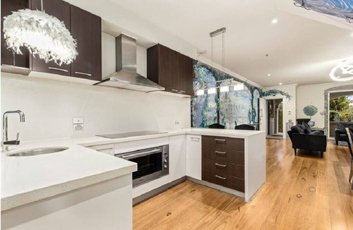 Sandringham Apartment | Luxury Beachfront Apartment in Sandringham