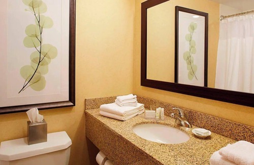 Ithaca Hotel | Marriott Ithaca | 2 Queen | Ideal for University Visits, Indoor Pool | 2 Units