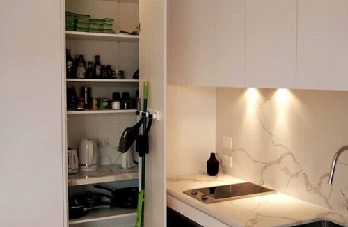 Middle Park Apartment | Marvellous Middle Park Luxury Loft+View. Sleeps 4.