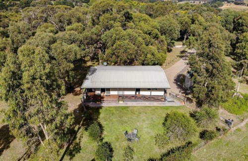 Gisborne South Cabin | Matilda Cottage Macedon Ranges quiet rural retreat
