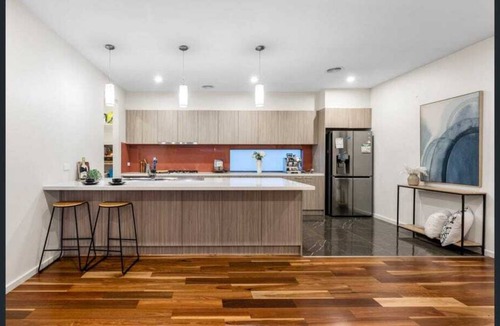 Burwood Resort | Private room ∙ 2 guests