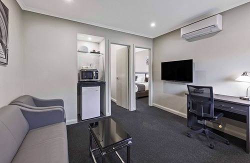 Westmeadows Hotel | Quality Hotel Melbourne Airport