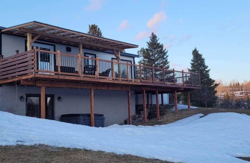 Saint-Charles-de-Bourget Cabin | Rustic Chic Cottage