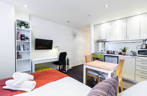 Carlton South Apartment | Simple on Swanston A Central Student Accom Studio