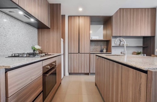 Carlton South Apartment | Stylish Urban Living in Carlton