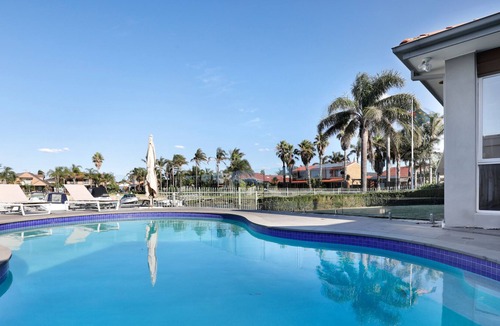 Patterson Lakes House | Unrivalled Family Entertainer on water