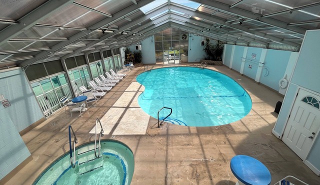 Oceanfront/Poolside Summer Winds, ton of amenities