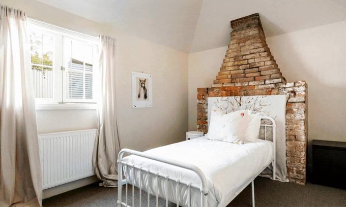 Richmond House | 250 m² House ∙ 4 bedrooms ∙ 7 guests