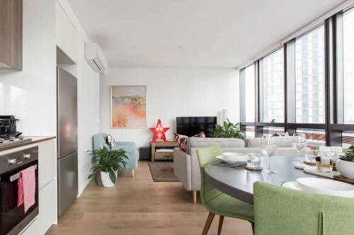 Docklands Apartment | 74 m² Apartment ∙ 2 bedrooms ∙ 4 guests