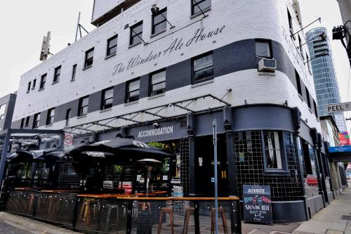 Windsor Hostel | Pint On Punt Backpackers