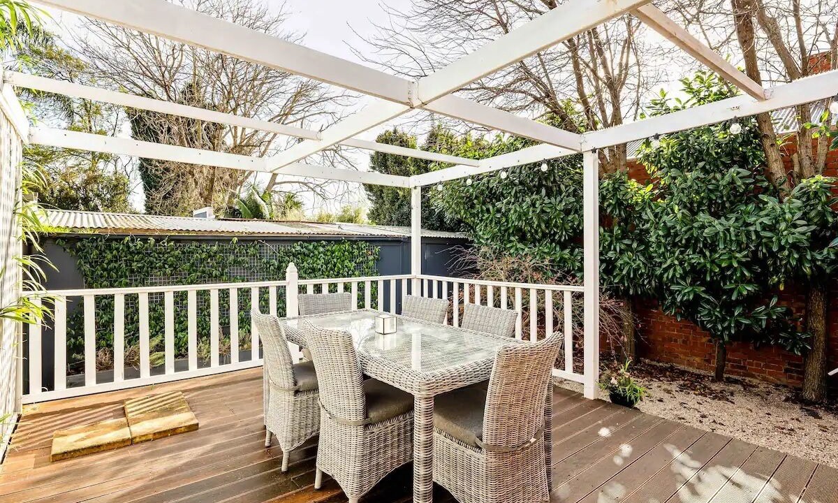 Photo of Outdoor in Caulfield North