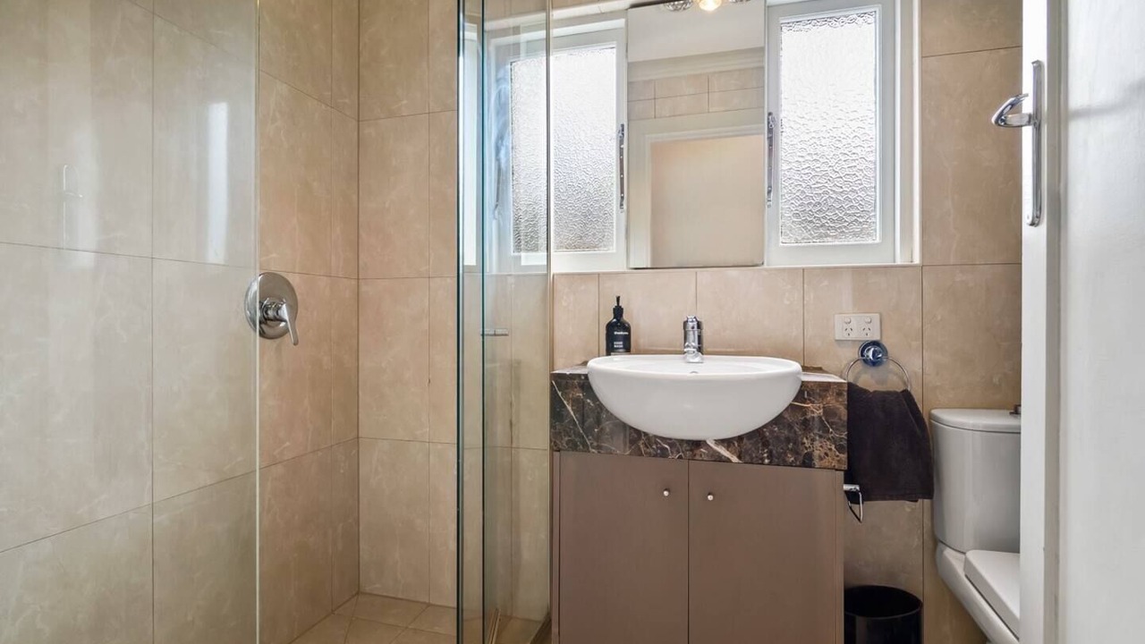 Photo of Bathroom in Middle Park