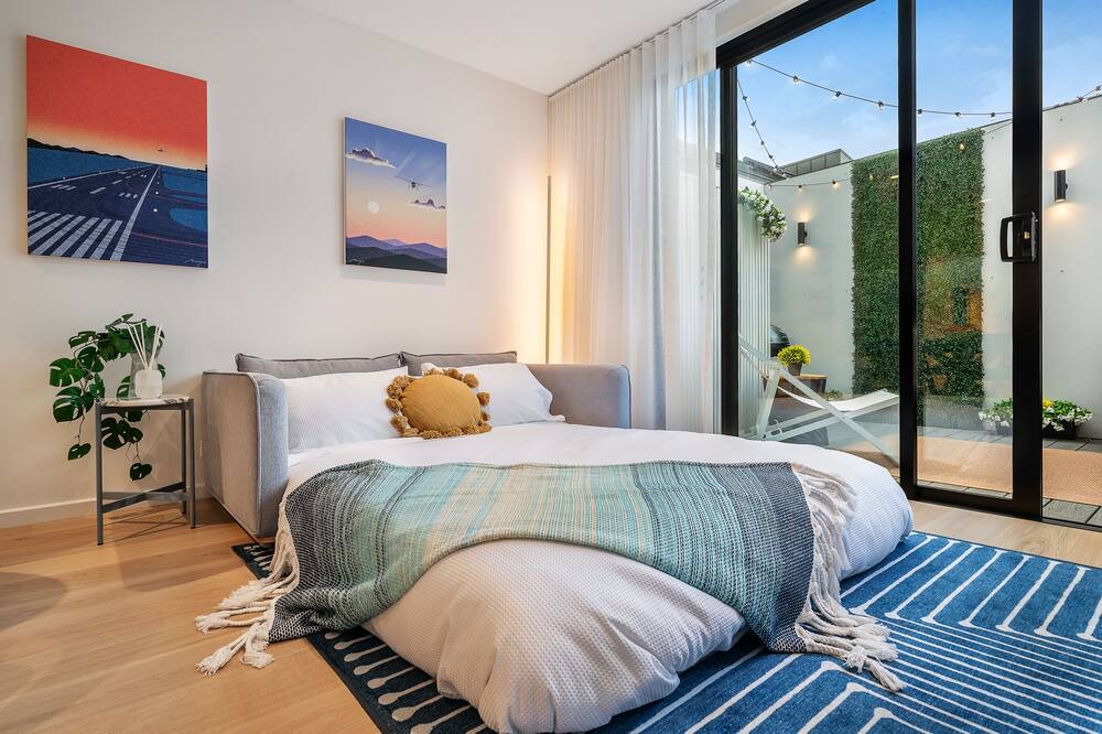 Photo of Bedroom in Albert Park