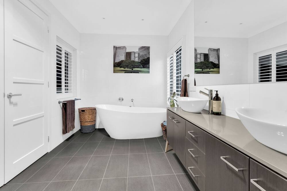 Photo of Bathroom in Parkdale