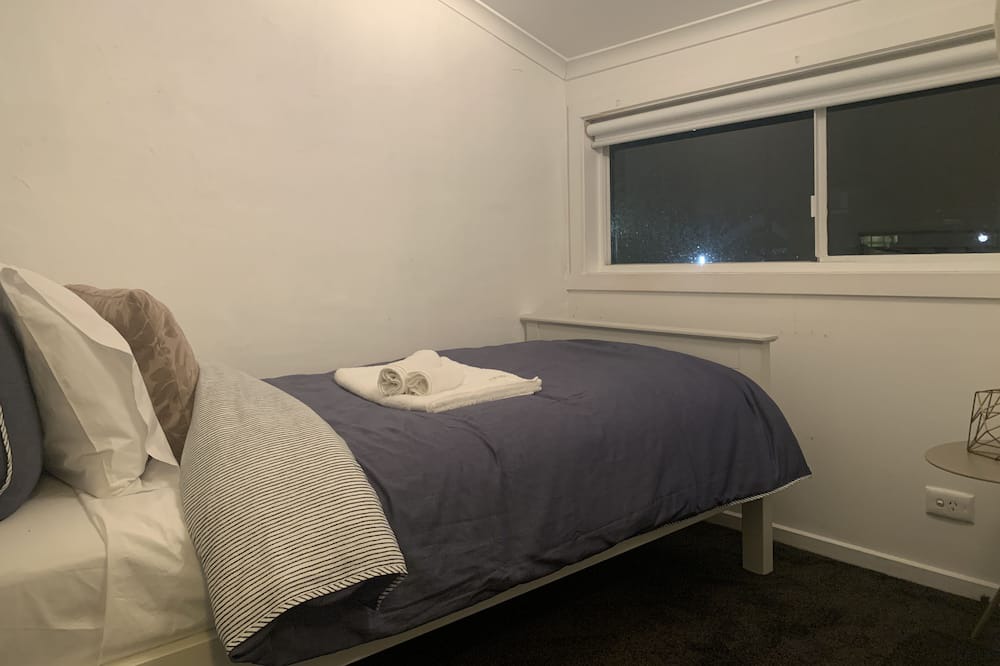 Photo of Bedroom in Patterson Lakes