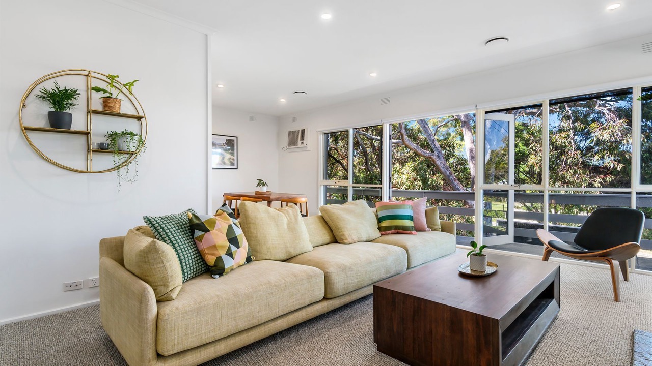 Photo of Livingroom in Hampton