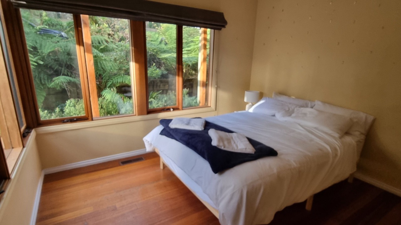 Photo of Bedroom in Emerald