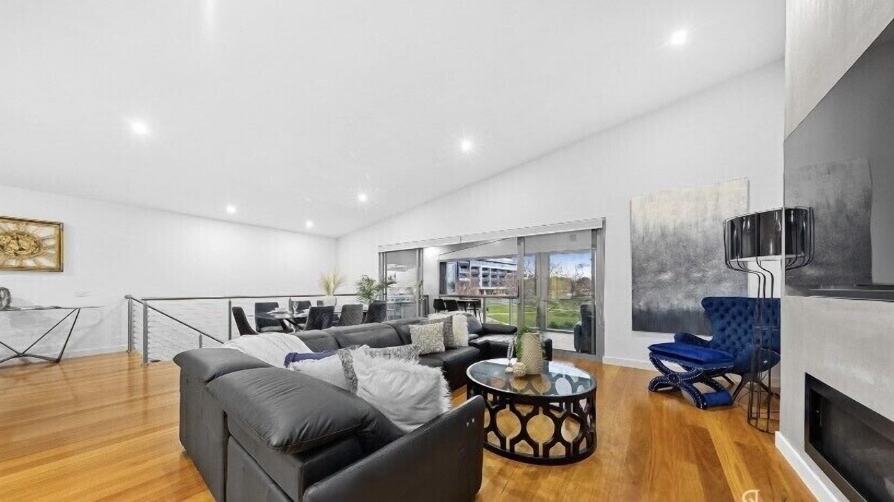 Photo of Livingroom in Caroline Springs
