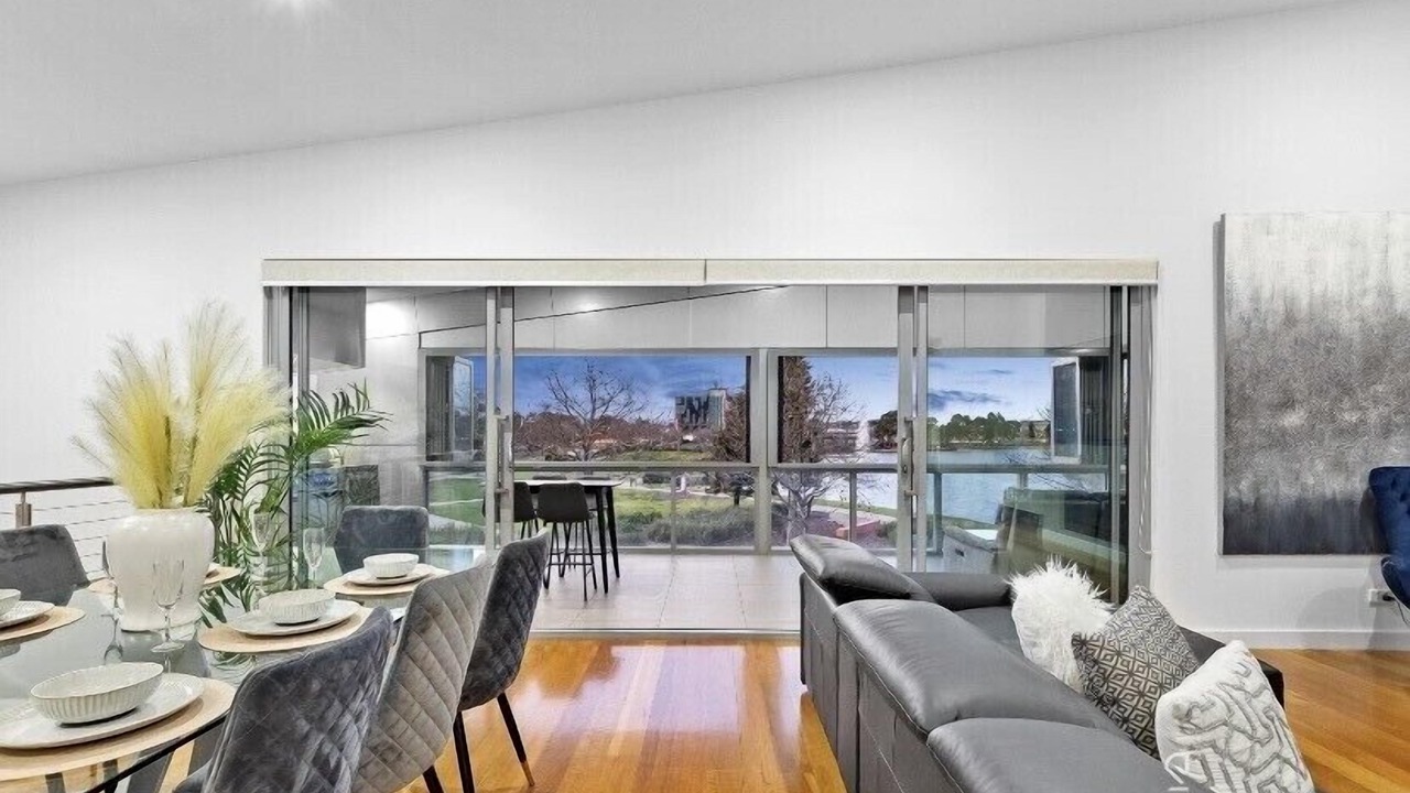Photo of Livingroom in Caroline Springs