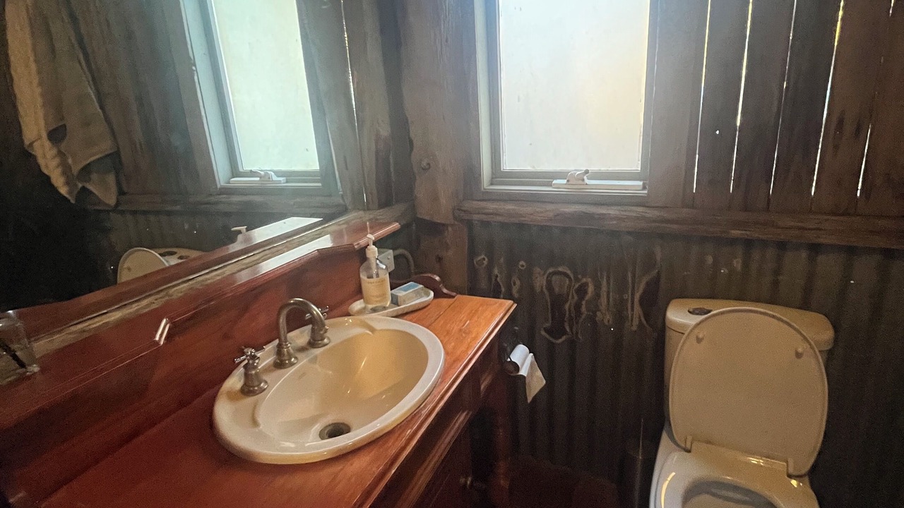 Photo of Bathroom in Kangaroo Ground
