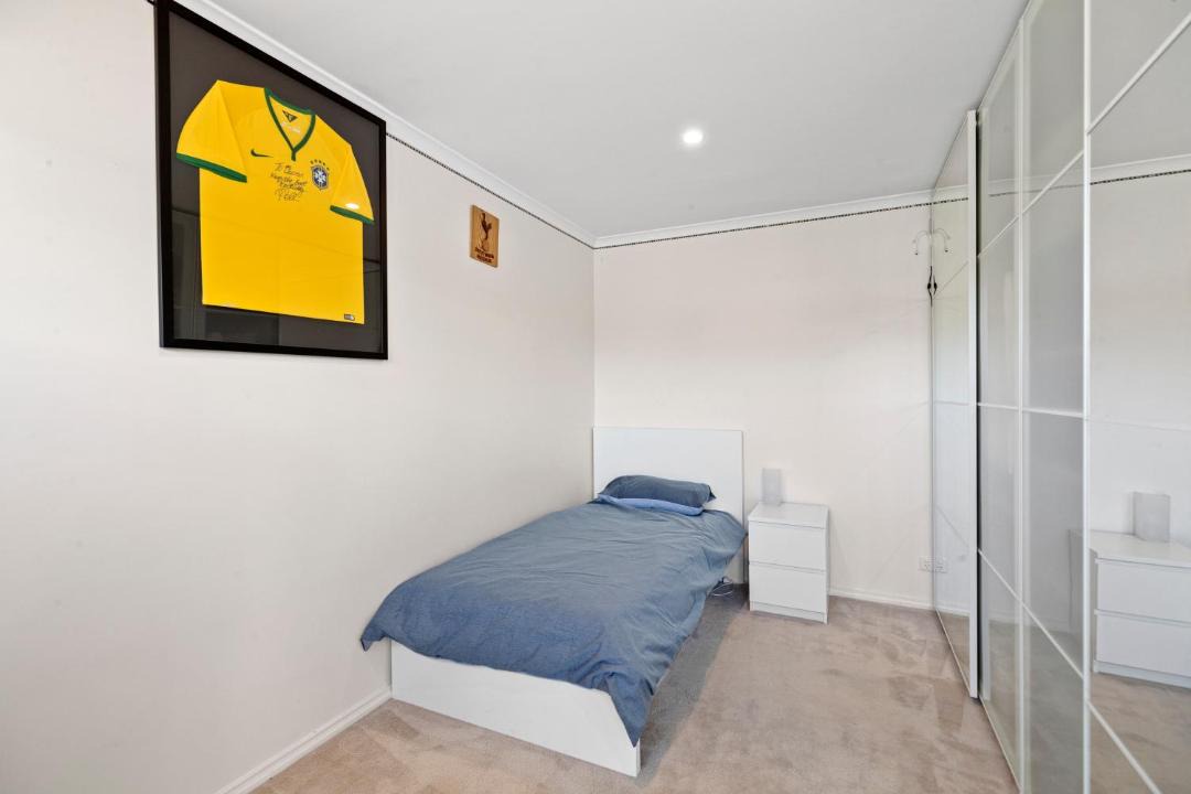Photo of Bedroom in Camberwell