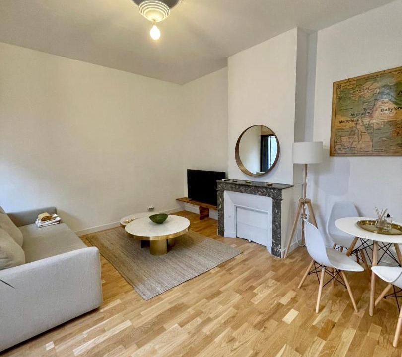 Photo of Livingroom in Bordeaux City Centre